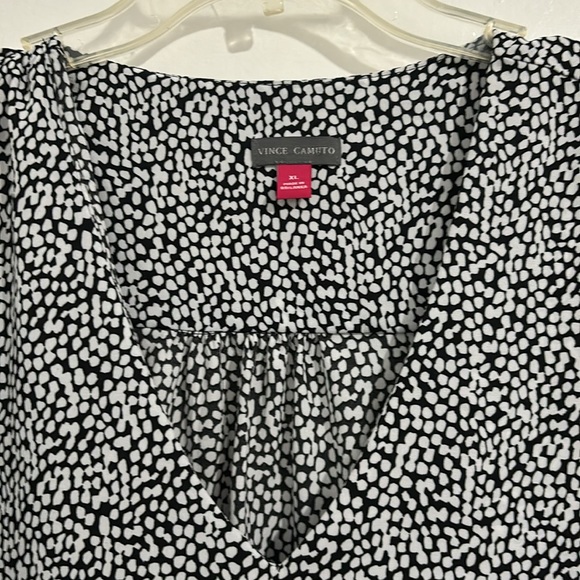 Vince Camuto, XL, black blouse with white dots - Picture 2 of 8